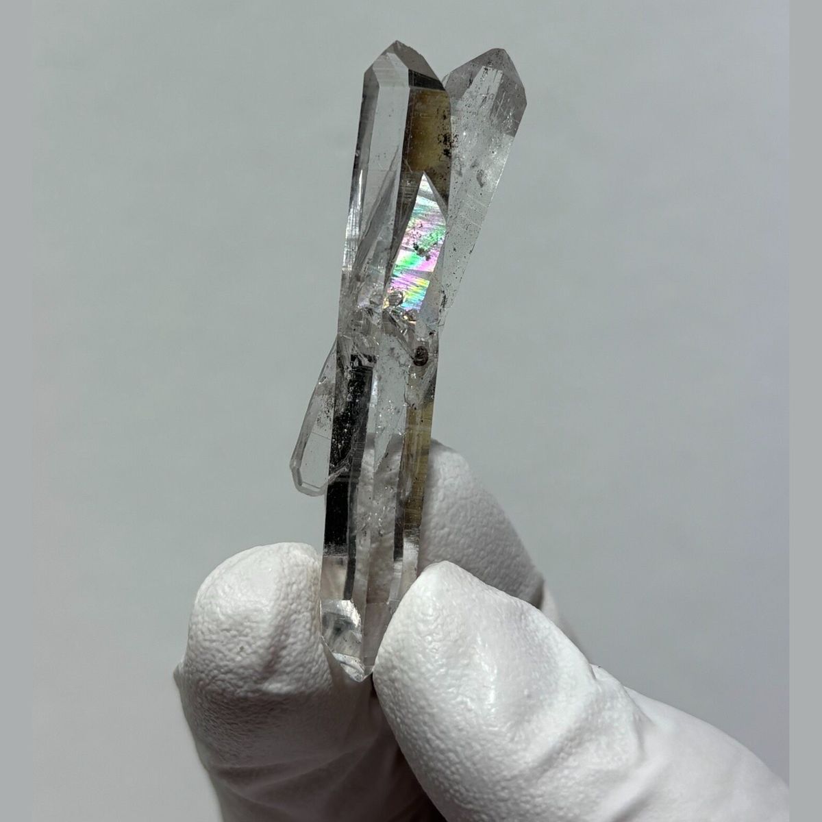 Multi-Crystal Quartz Jinkouhe 5.7 cm — complete view