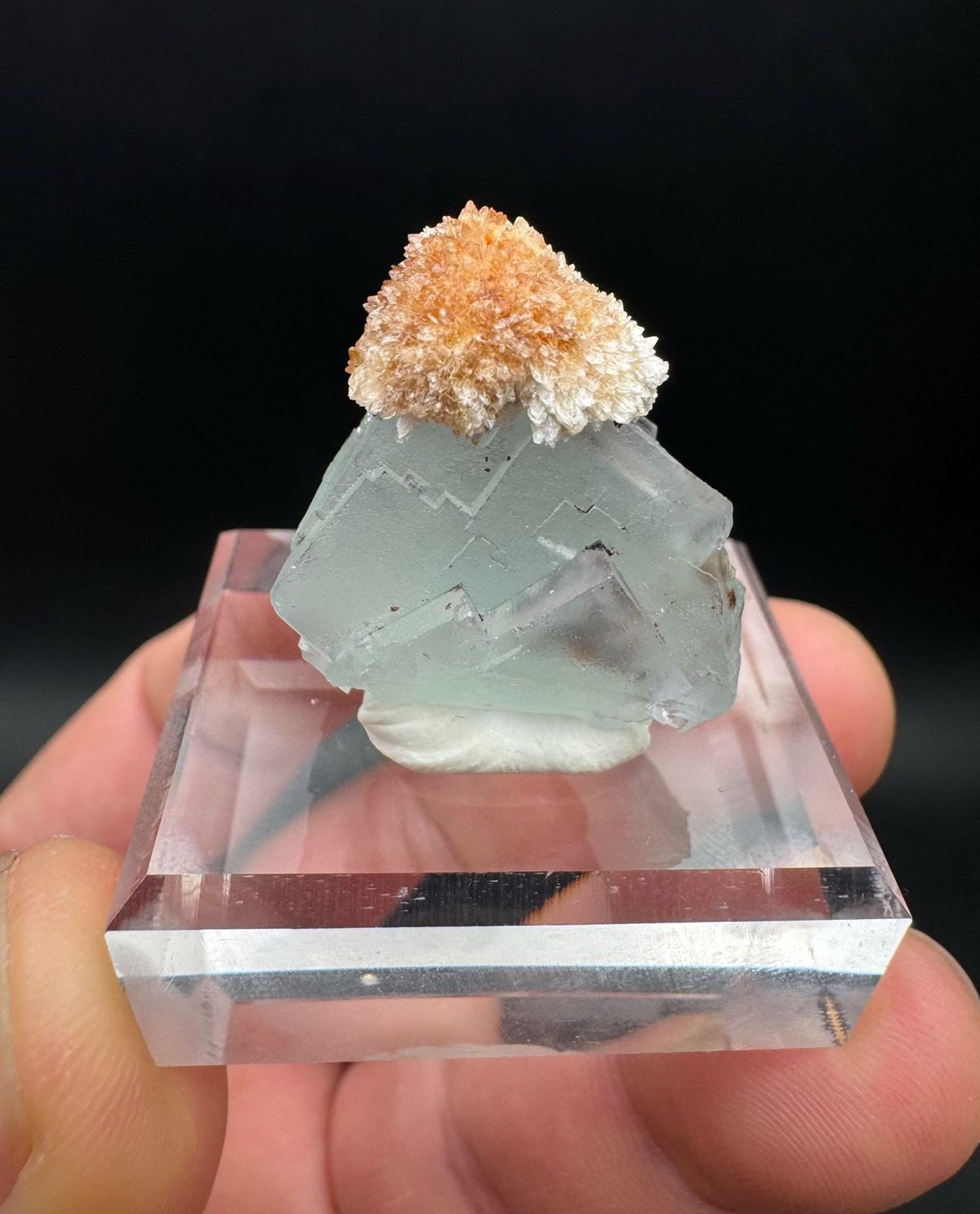 Creedite from Qinglong Co., Guizhou, China, individual mineral specimen view 1