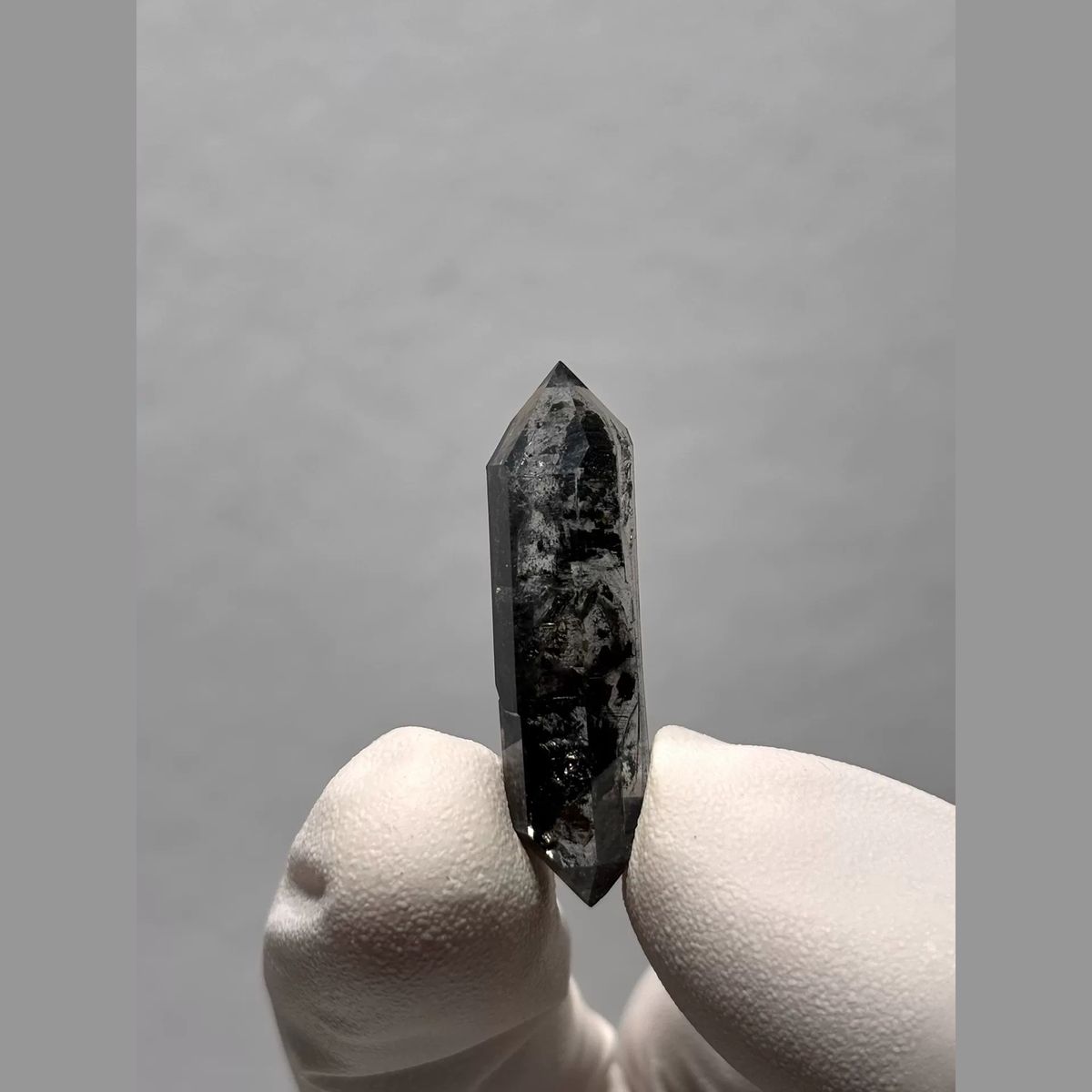 Black-Core Double-Terminated Quartz from Yunnan, China — complete view