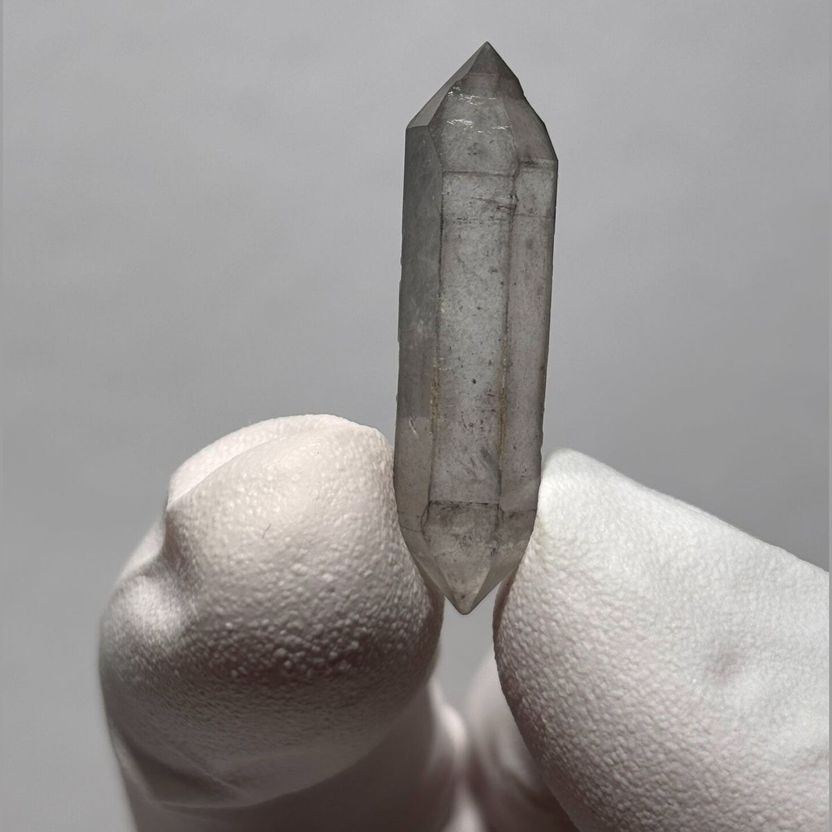Quartz crystal from Yunnan, China, natural mineral specimen, photo 1 of 6