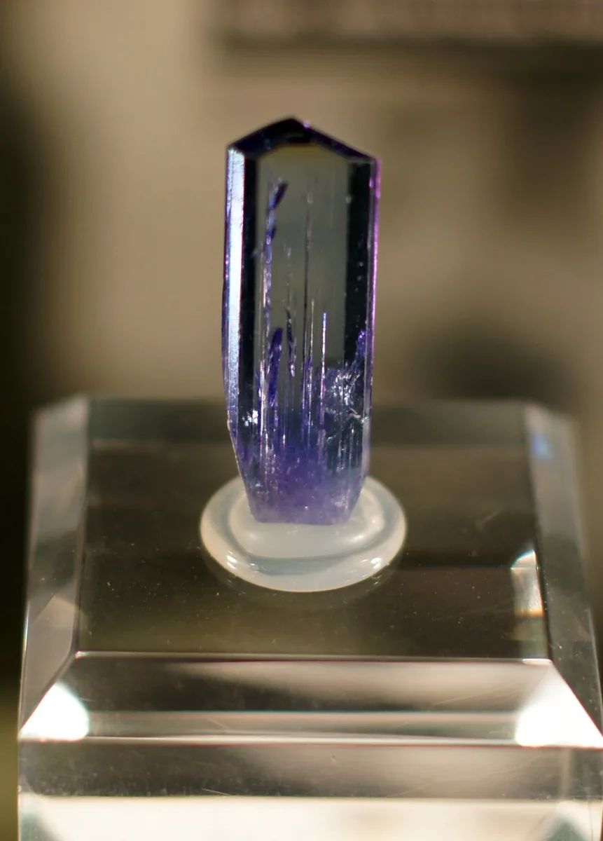 Tanzanite from Merelani Hills, Tanzania