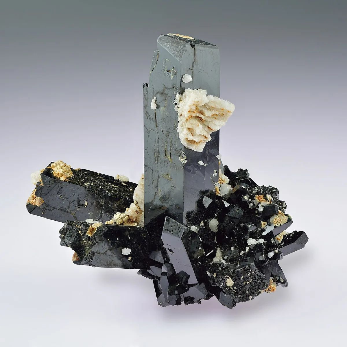 Aegirine specimen