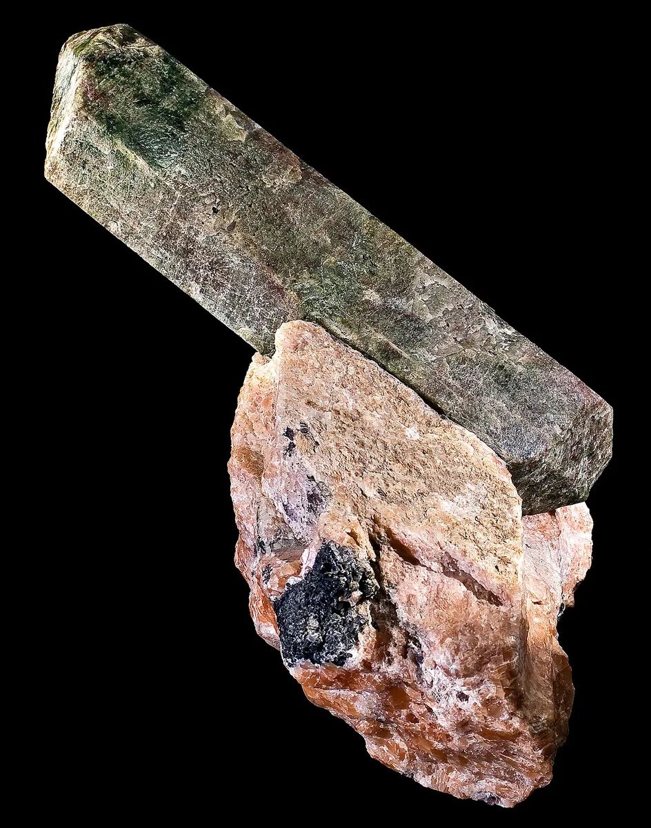 Apatite crystal specimen
