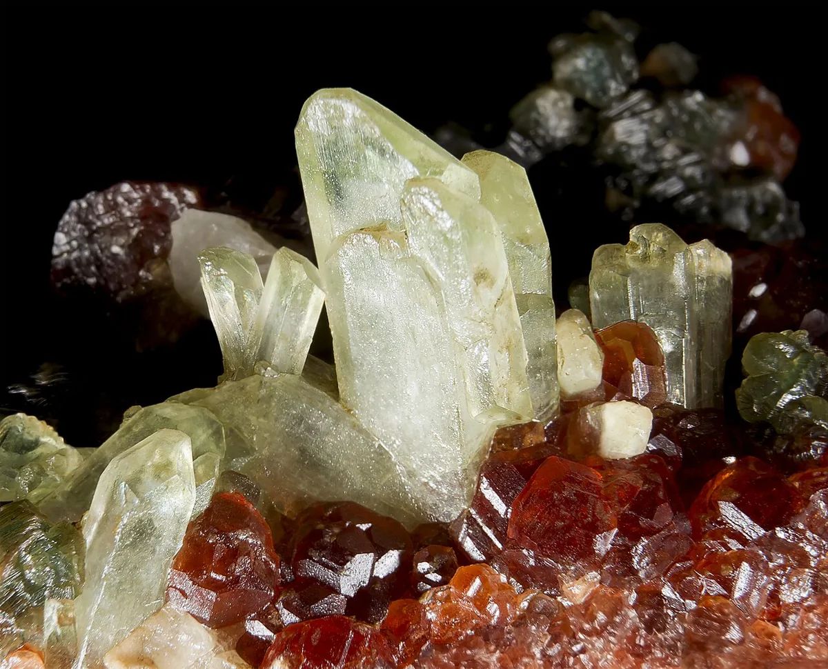 Diopside specimen