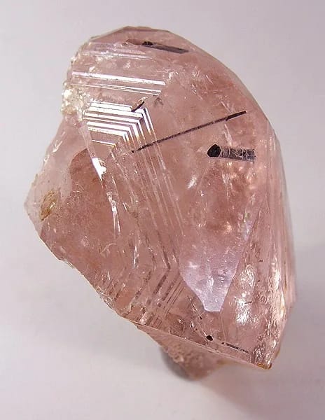 Morganite specimen