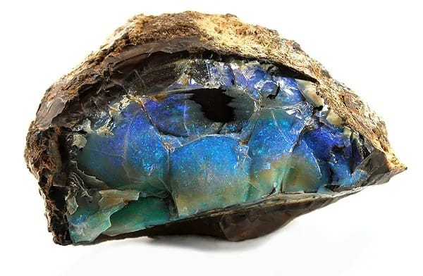 Opal specimen