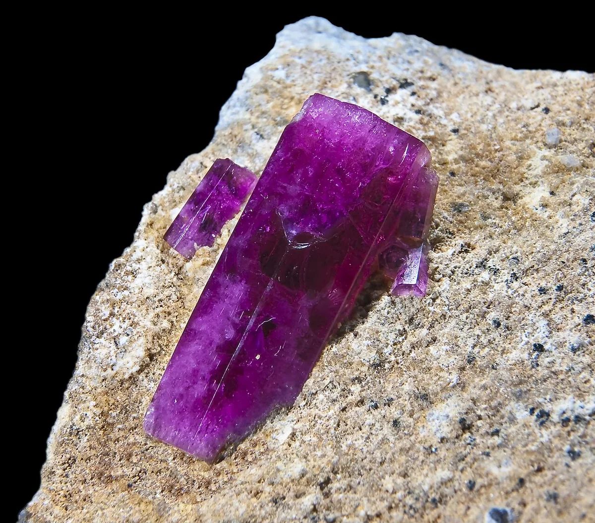 Red beryl (red emerald) specimen