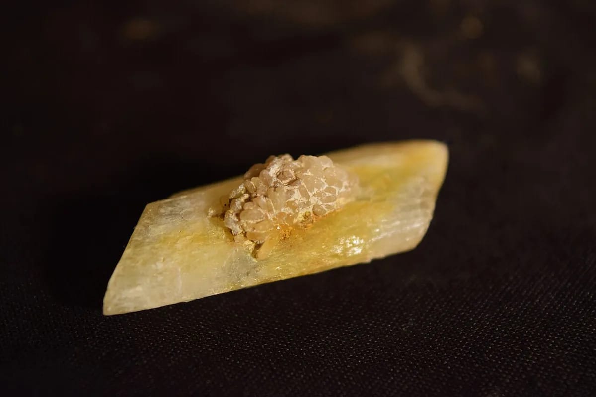 Selenite specimen
