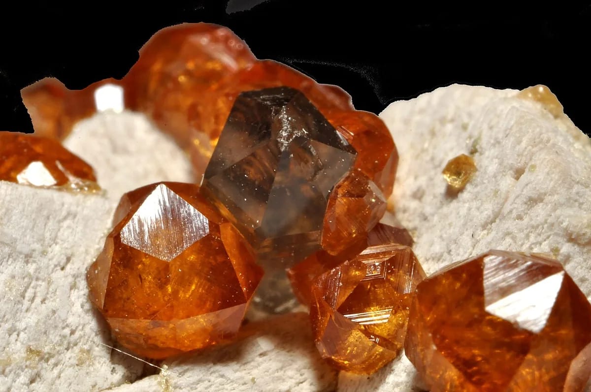 Spessartine specimen