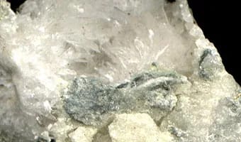 Strontianite specimen