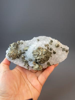 Chalcopyrite spherical mass on quartz matrix from Jiangxi, China