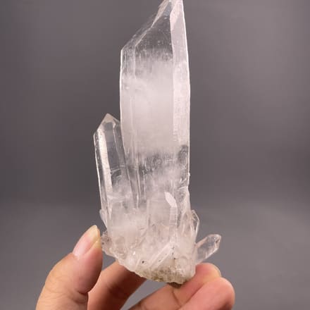 Himalayan Quartz Crystal - Prismatic Clarity - Parvati Valley Origin - Collectible Gemstone