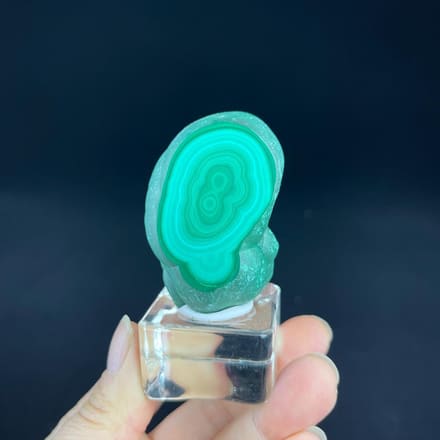 Malachite polished and raw surfaces from Republic of Congo