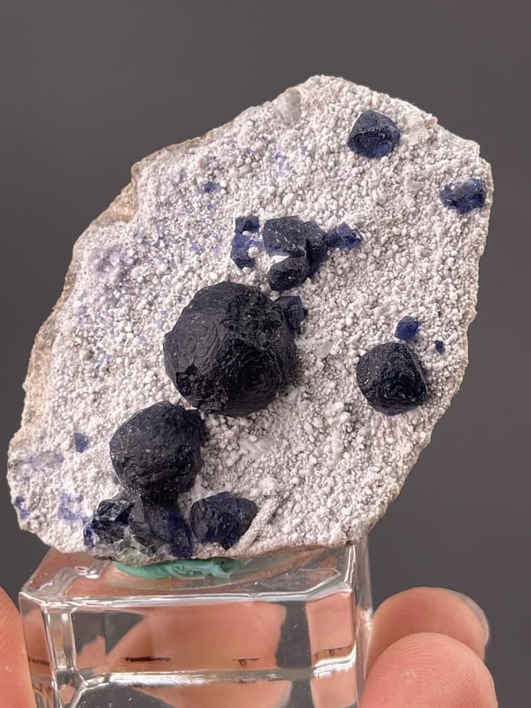 Front view of fluorite on quartz, 24×17×9 mm, Inner Mongolia