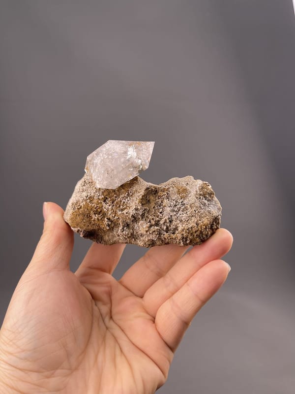 Herkimer-style doubly terminated quartz crystal, Daocheng, Sichuan Province