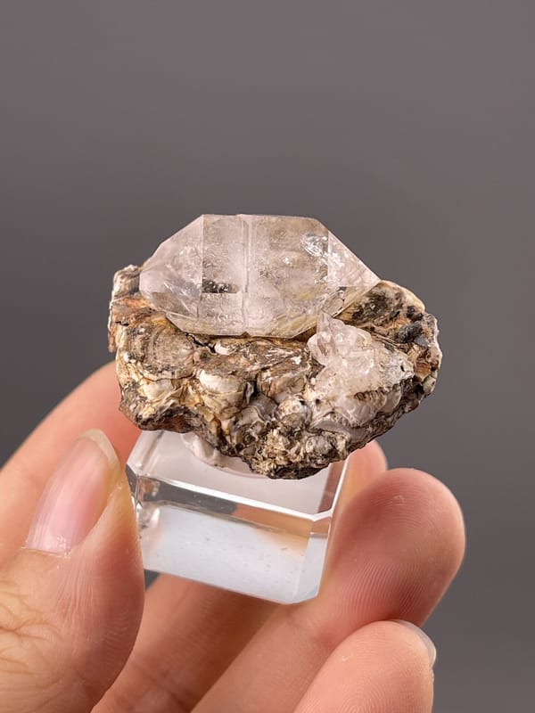 Top view of quartz crystal showing hexagonal prismatic cross-section