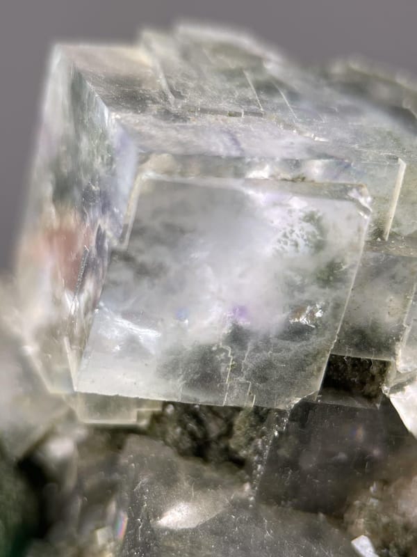 Colour-zoned green fluorite showing cubic habit, Yaogangxian, 2.6 g