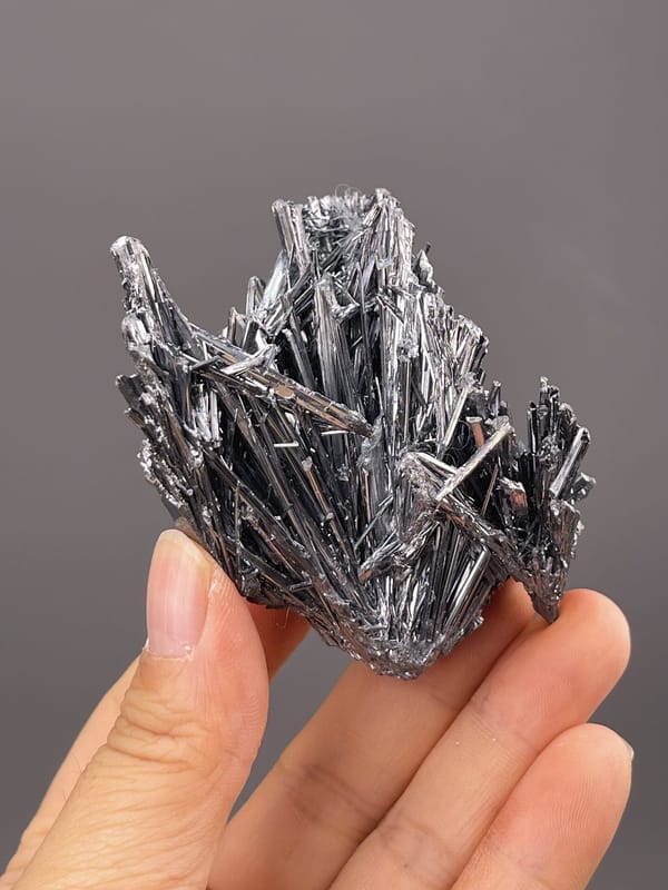 Top view of stibnite showing full radiating arrangement