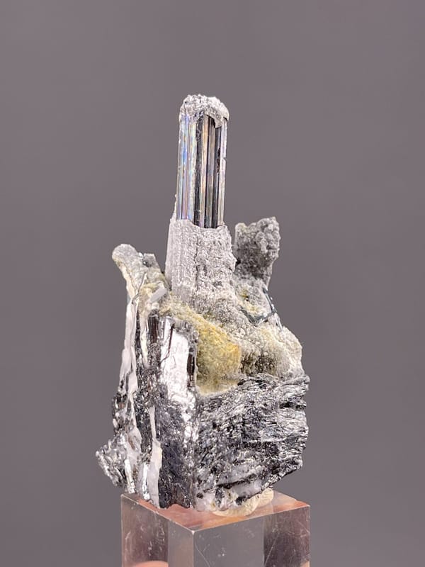 Sb₂S₃ orthorhombic stibnite, Mohs 2, Lengshuijiang Mine Hunan