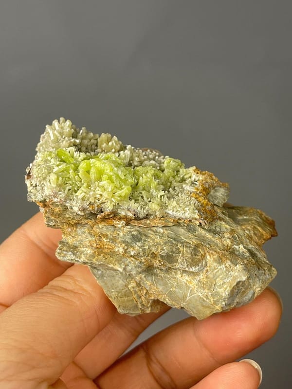 Back view of pyromorphite crystal matrix