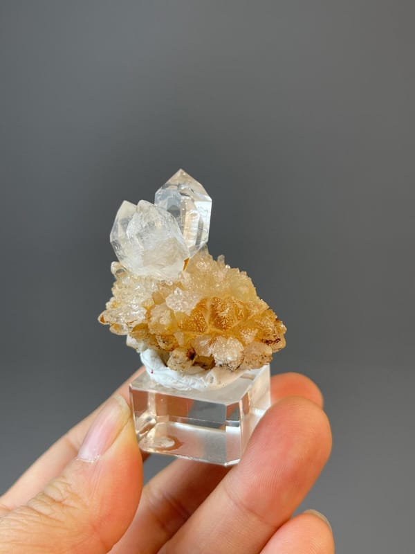 Terminated clear quartz crystal, Namibia, vitreous luster