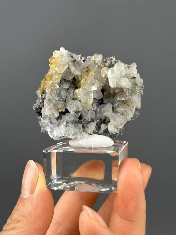 Fluorite specimen
