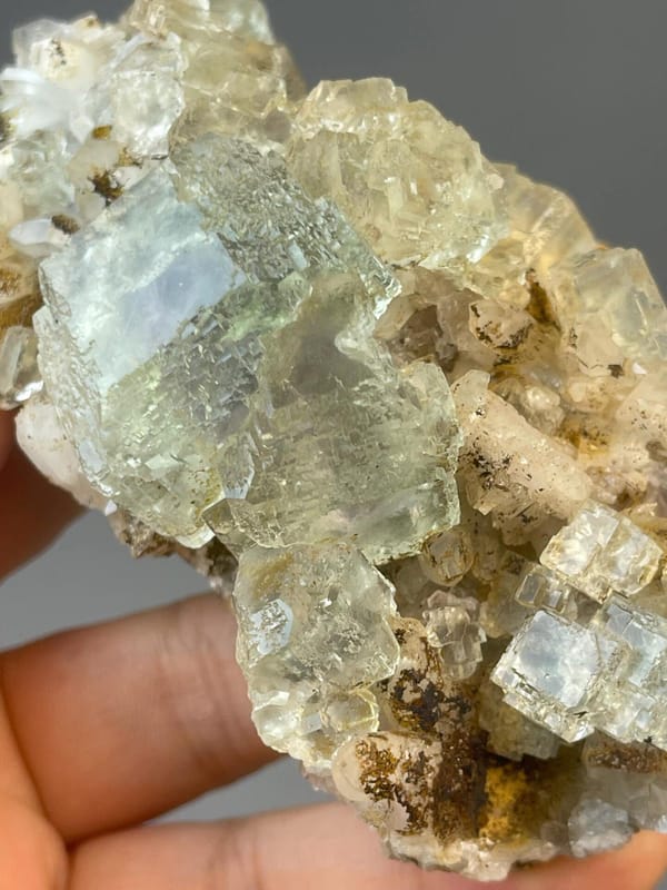 Fluorite cluster with green cubic crystals, Xianghualing Mine