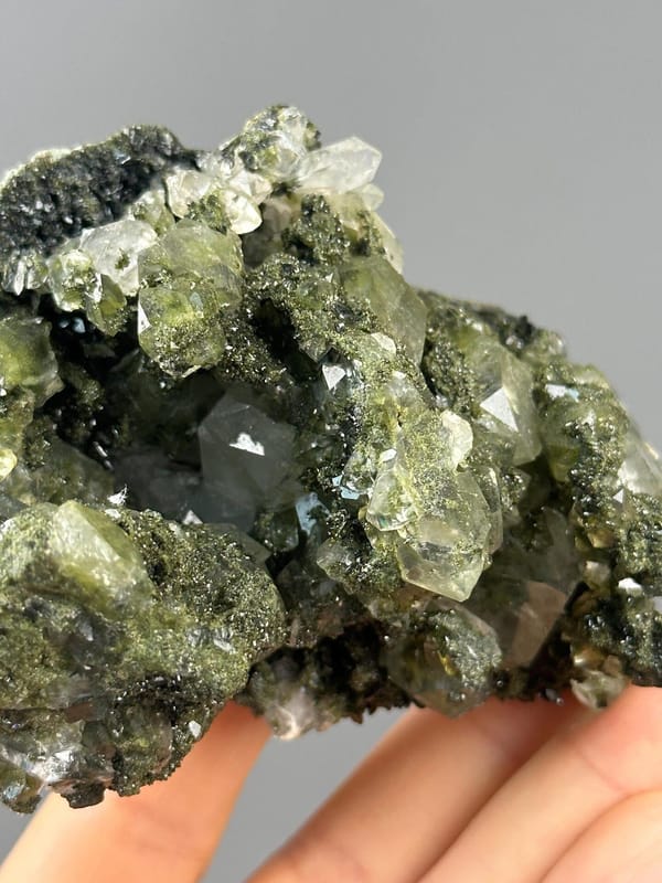 Garden quartz Turkey with ruler scale reference