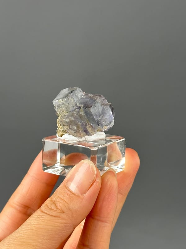 Lavender fluorite clarity pyrite detail