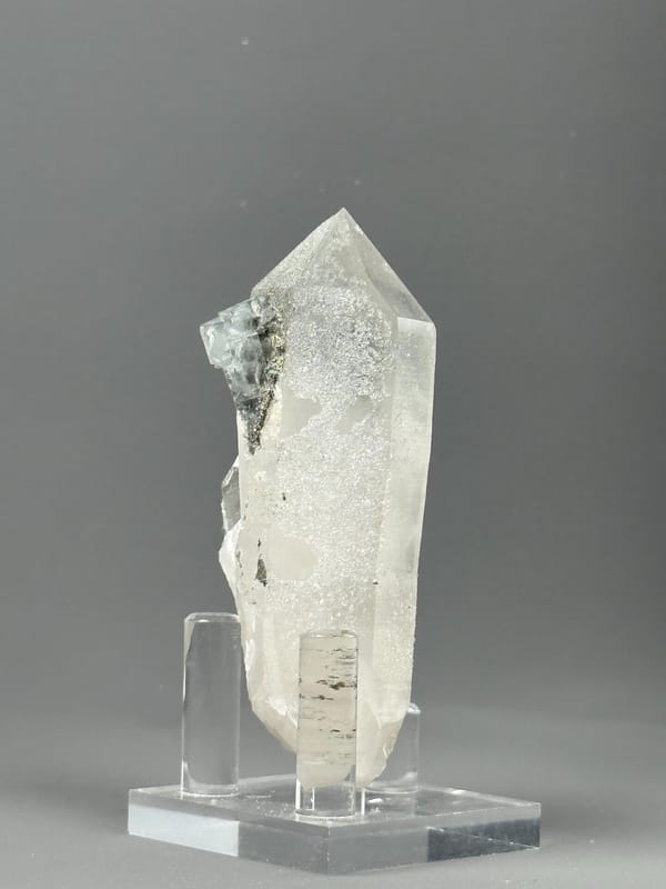 Top view of raw green fluorite arrangement, Yaogangxian