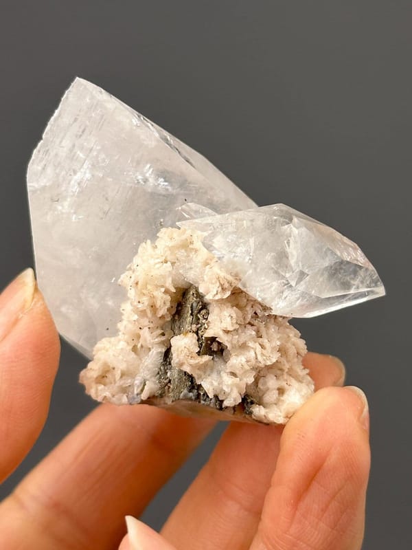 Top view of twin calcite arrangement, Hunan Province