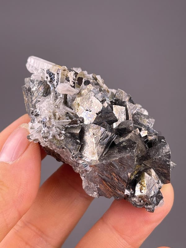 Collector arsenopyrite with quartz from Inner Mongolia deposit