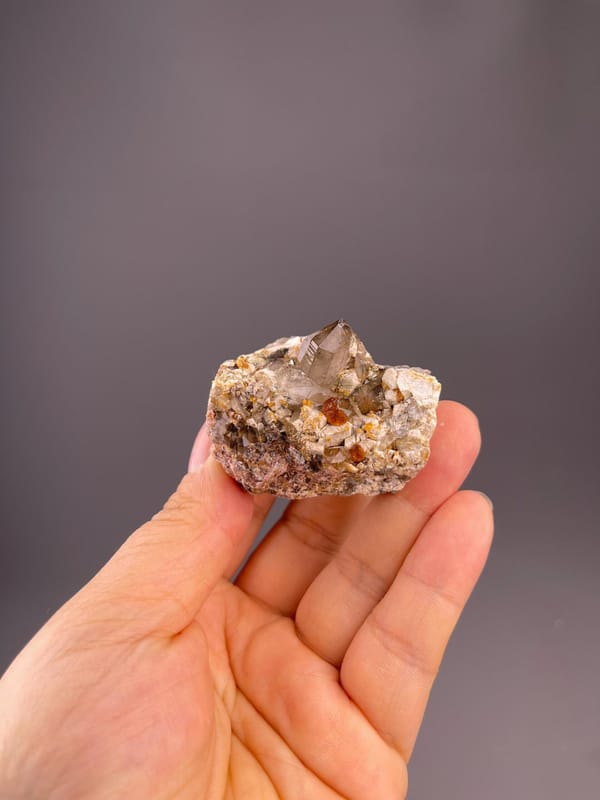 Quartz specimen