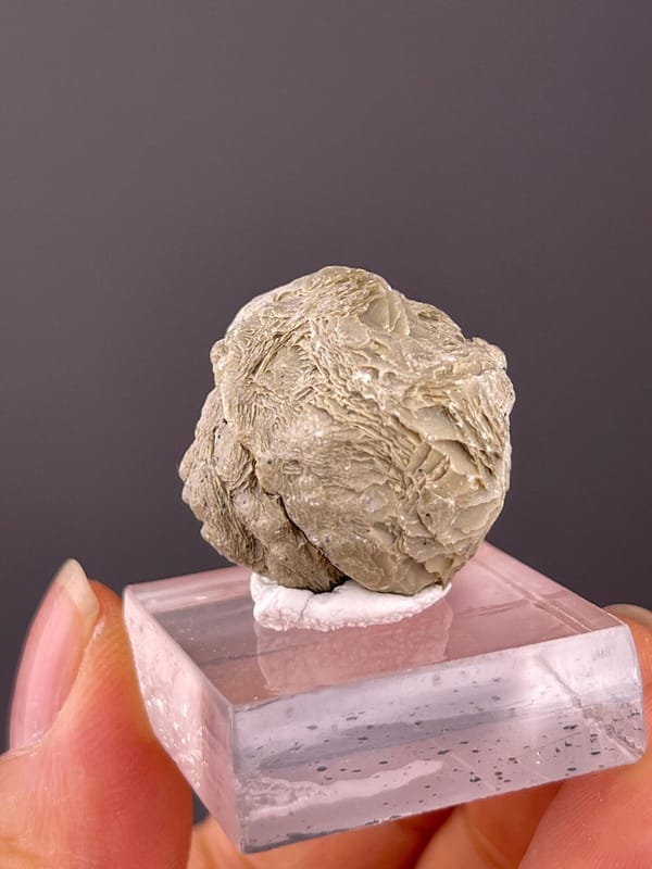 Natural round calcite with trigonal symmetry, Inner Mongolia