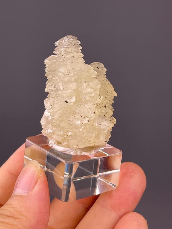 Scale reference of small calcite tower from Hubei