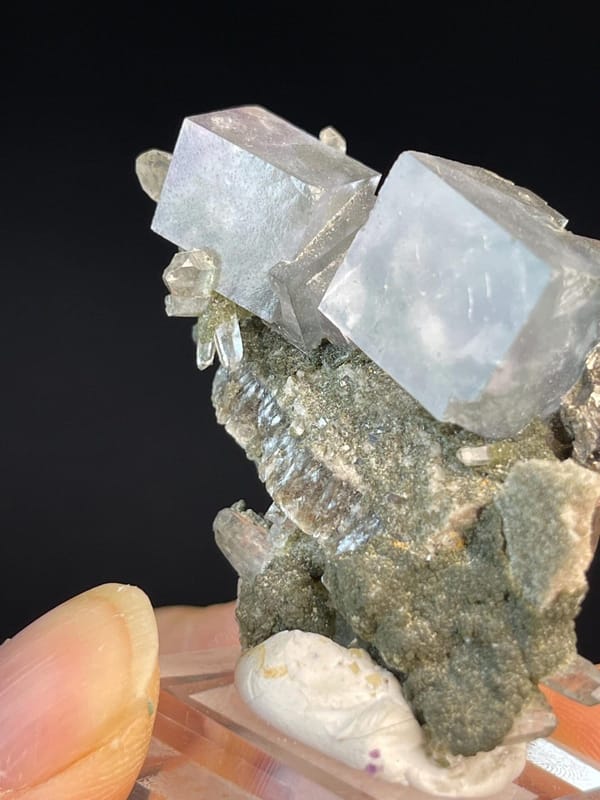 Fluorite CaF2 isometric double cube blue purple, Hunan