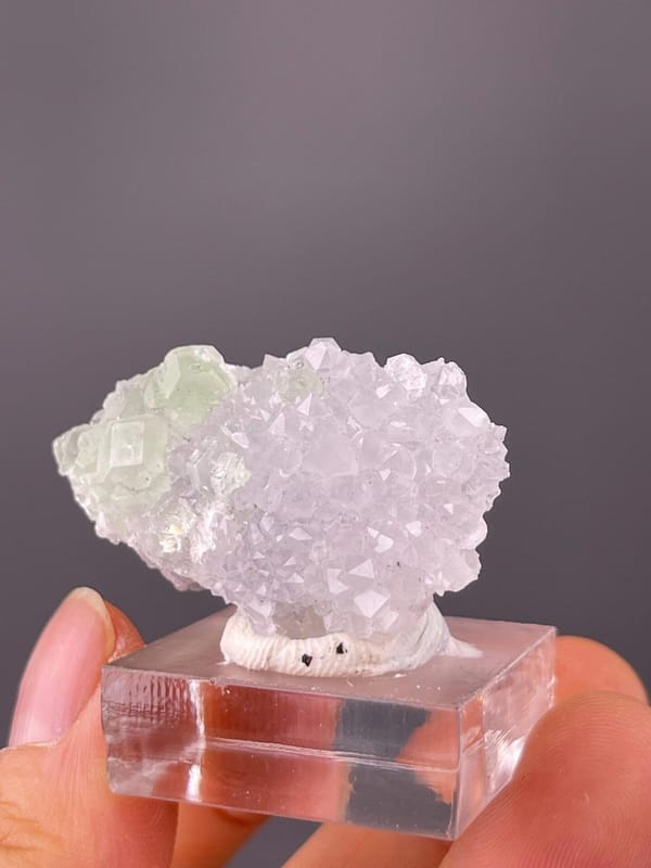 Side view of green fluorite quartz Fujian specimen