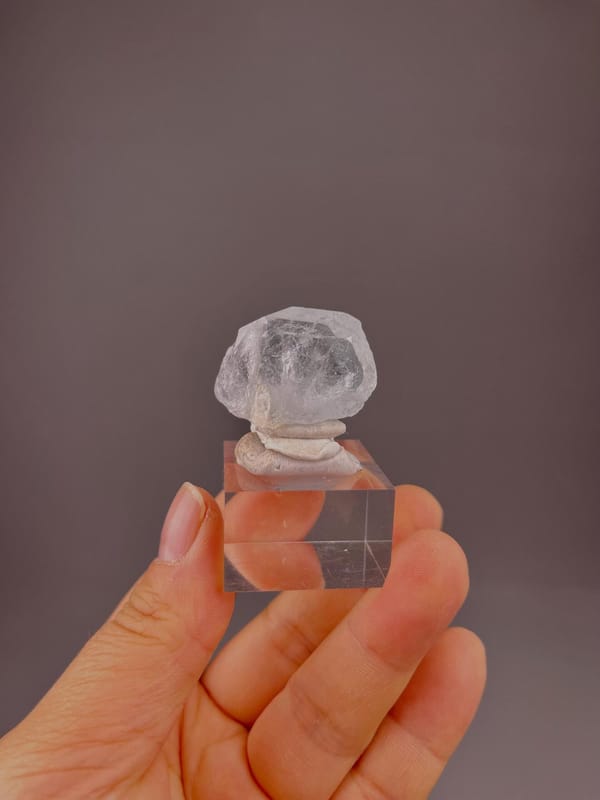 Icy blue color of aquamarine crystal