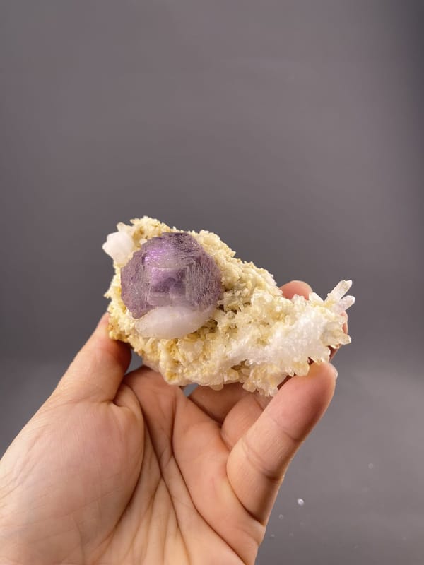 Deep Purple Fluorite Crystal from Shangbao Mine, Hunan – lustre and transparency detail
