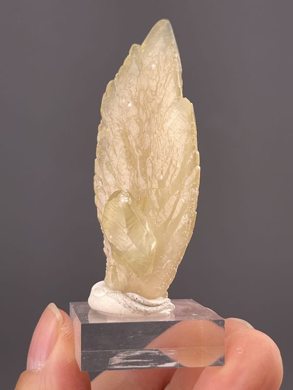 Front view of calcite specimen, 9×8×24 mm, Anhui Province