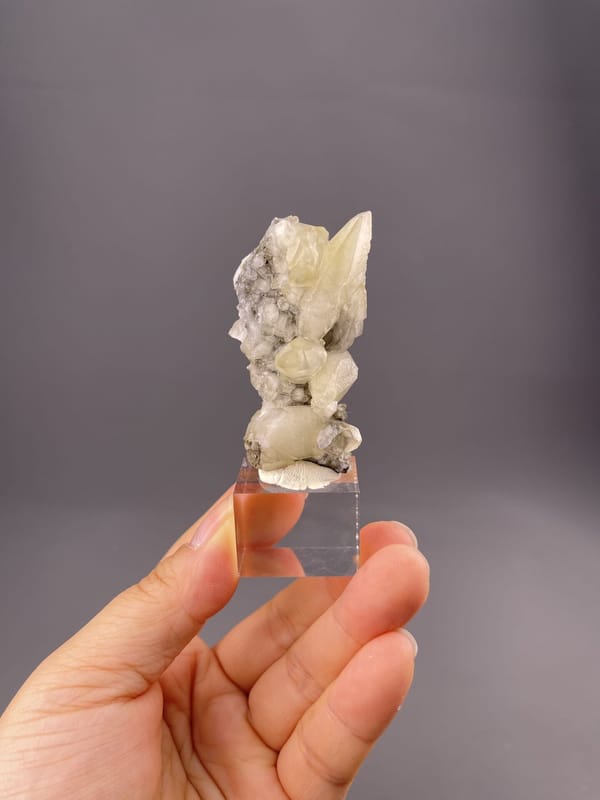 Pale yellow feather calcite from Daye Mine, Huangshi, Hubei, China