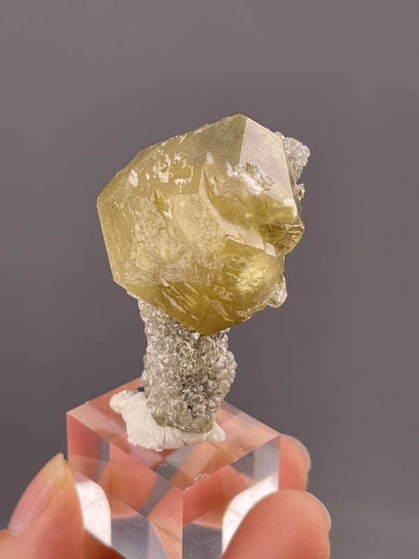 Yellow scepter calcite from Daye Mine Huangshi Hubei, SKU 1106