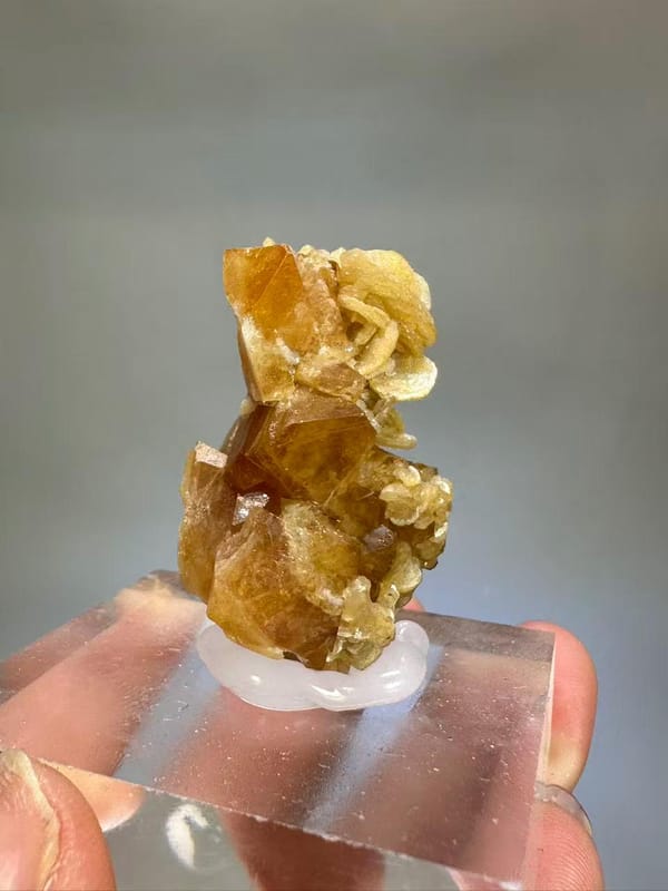 Scheelite Muscovite Mica Crystal - Xuebaoding Sichuan China - Natural Collector Mineral Specimen