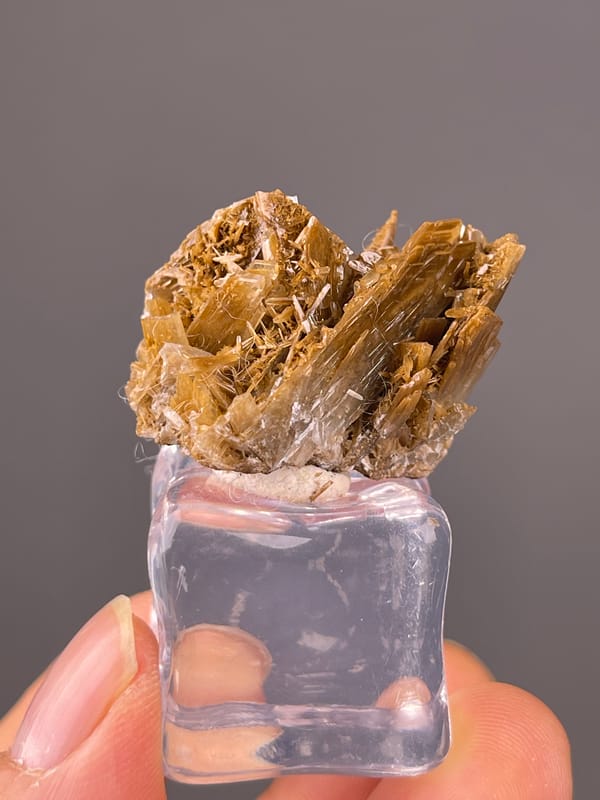 Barite specimen from Morocco highlighting brown tabular crystal rosette
