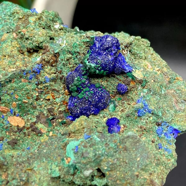 Green malachite crust with deep blue azurite balls from Anhui, China, view 5 of 9