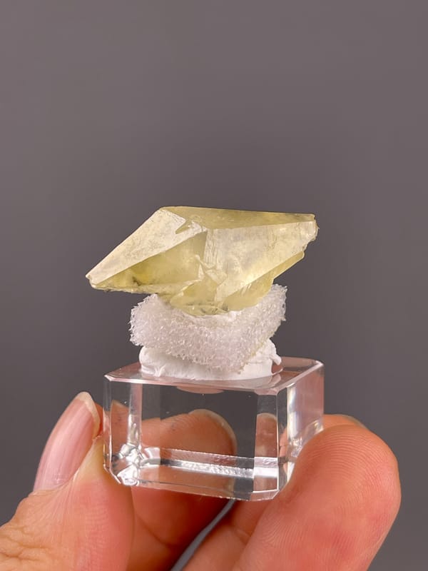 Calcite from Daye, Hubei, China: close front view of the flattened crystal.