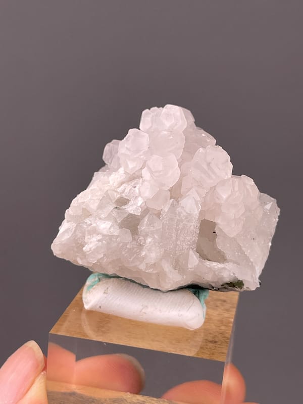 Calcite specimen from Longyan, Fujian, China showing pale pink blocky calcite cluster