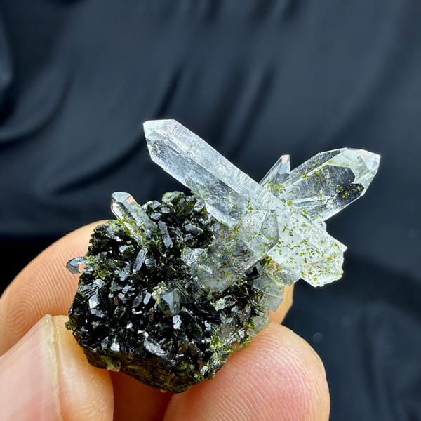 Clear quartz points on dark green epidote from Sichuan, China