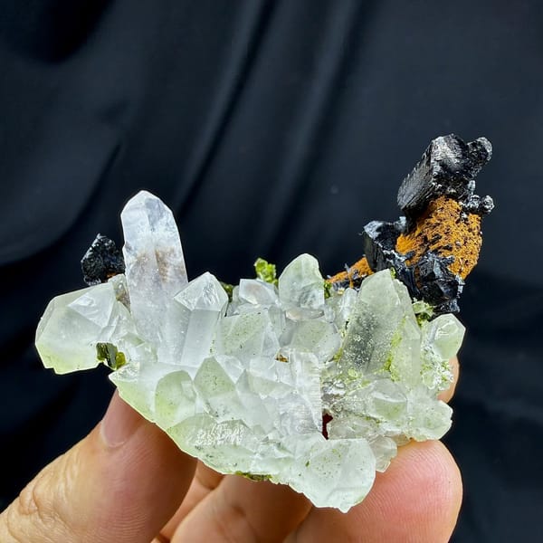 Clear quartz cluster with black babingtonite and epidote from Sichuan, China