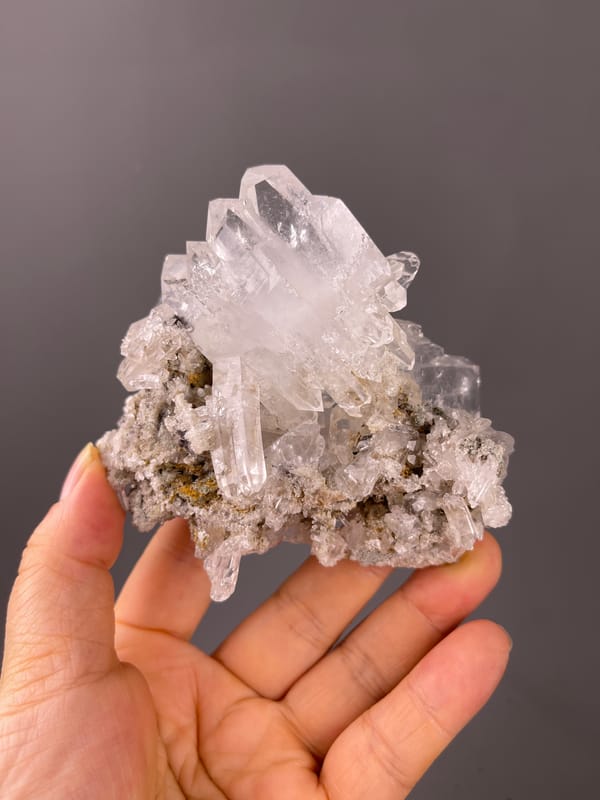 Faden Quartz specimen from Pakistan featuring clear milky quartz cluster